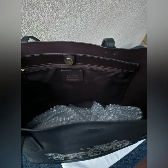 Coach Chelsea Champlain Animation Black ππ€©π - Picture 13 of 15